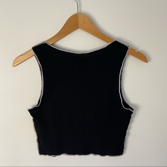Princess Polly Black Crop Top with White Seams - Picture 6 of 7